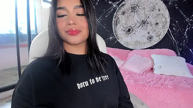 ShaniaDaniels online show from 12, 11, 2025