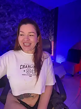 Snapshot of Bigass_curvy chatting on 12, 11, 2025 Bigass curvy online show from 12, 11, 2025