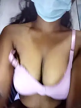 MickMicky online show from 18, 10, 2025