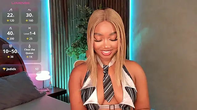 alisonn moon online show from 20, 11, 2025