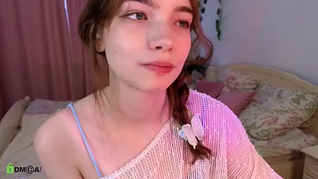 Evi Brook online show from 18, 4, 2026