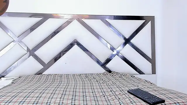 LadyandMaverick online show from 25, 11, 2025