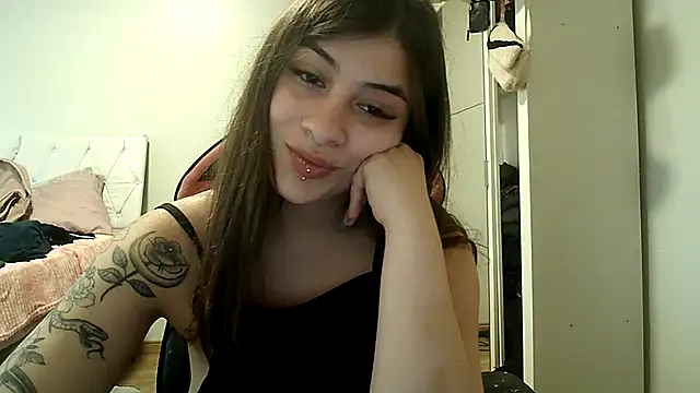 Becca B online show from 28, 11, 2025