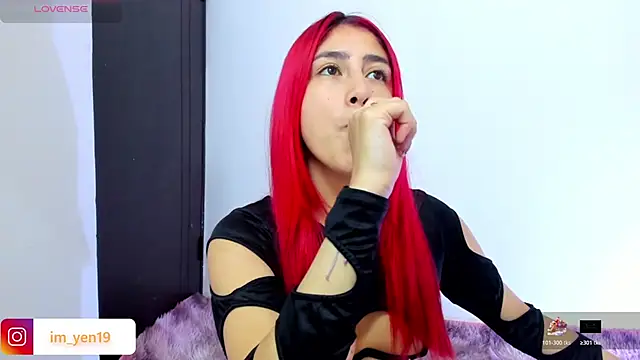 Snapshot of adahraa_younng chatting on 19, 12, 2025 adahraa younng online show from 19, 12, 2025