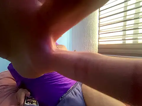 Snapshot of Alexitho25 chatting on 3, 10, 2025 Alexitho25 online show from 3, 10, 2025