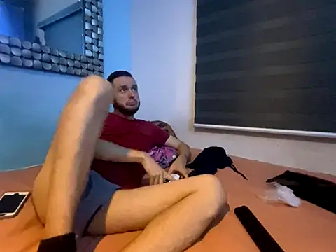 Snapshot of Alexitho25 chatting on 4, 10, 2025 Alexitho25 online show from 4, 10, 2025