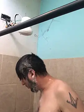 Snapshot of Alexitho25 chatting on 3, 11, 2025 Alexitho25 online show from 3, 11, 2025