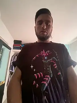 Snapshot of Alexitho25 chatting on 16, 11, 2025 Alexitho25 online show from 16, 11, 2025