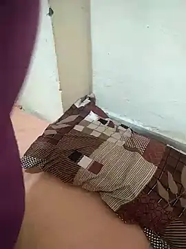 Snapshot of Diya-Sharmaa chatting on 25, 9, 2025 Diya-Sharmaa online show from 25, 9, 2025