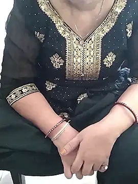 Snapshot of Diya-Sharmaa chatting on 27, 9, 2025 Diya-Sharmaa online show from 27, 9, 2025