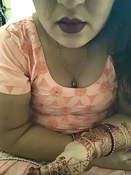 Snapshot of Diya-Sharmaa chatting on 11, 10, 2025 Diya-Sharmaa online show from 11, 10, 2025