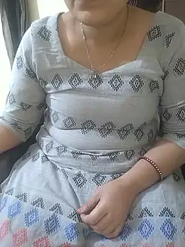 Snapshot of Diya-Sharmaa chatting on 23, 10, 2025 Diya-Sharmaa online show from 23, 10, 2025