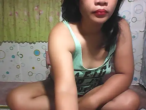 Snapshot of HottyElle chatting on 12, 6, 2026 HottyElle online show from 12, 6, 2026