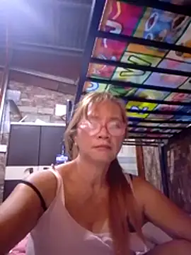 SexyHottMom online show from 8, 1, 2026