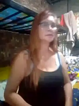 SexyHottMom online show from 16, 4, 2026