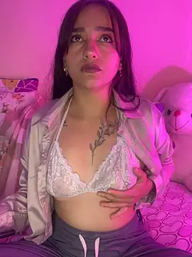 Snapshot of MiaRousexxx_ chatting on 14, 10, 2025 MiaRousexxx online show from 14, 10, 2025