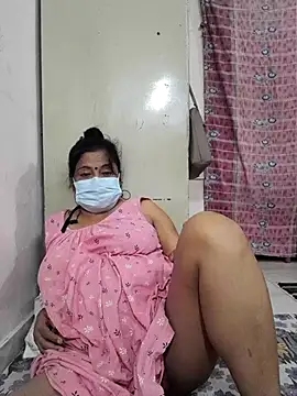 mature mimi online show from 4, 4, 2026