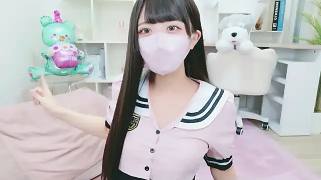 Reina Fcup online show from 8, 11, 2025