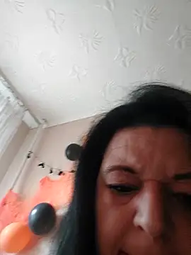 Snapshot of BlacReign chatting on 21, 10, 2025 BlacReign online show from 21, 10, 2025