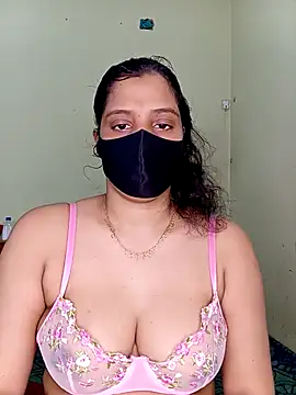 Rose-luckey online show from 28, 11, 2025