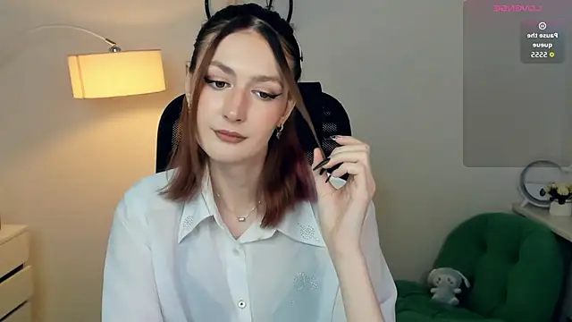 EasterBlink online show from 15, 11, 2025