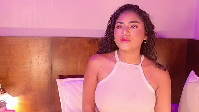 Carly Monroe  online show from 27, 10, 2025