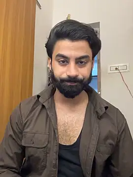 hottestboy03 online show from 27, 10, 2025