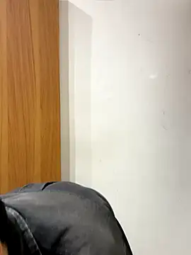 hottestboy03 online show from 1, 12, 2025