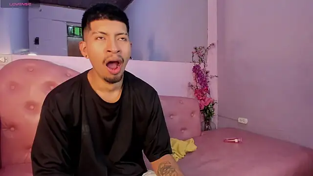 AxelAndJeremy online show from 21, 11, 2025