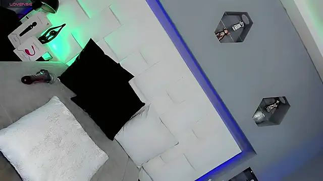 Ariia-janee online show from 21, 2, 2026