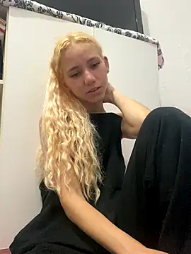 Bruna551 online show from 19, 10, 2025