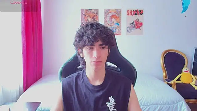 Snapshot of Nude_Boy18 chatting on 9, 7, 2026 Nude Boy18 online show from 9, 7, 2026