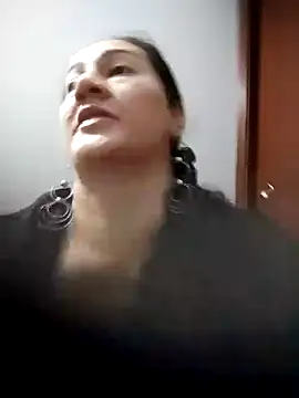 Snapshot of Aisha_manzur chatting on 26, 11, 2025 Aisha manzur online show from 26, 11, 2025