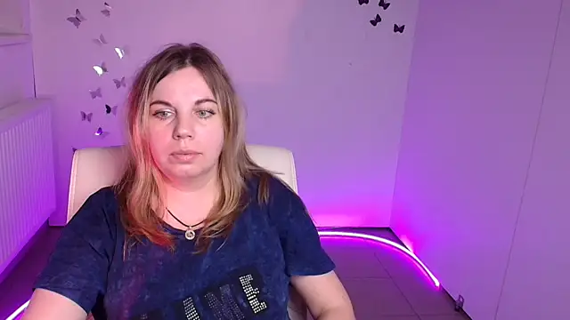 Snapshot of Jessica_Amore chatting on 8, 10, 2025 Jessica Amore online show from 8, 10, 2025