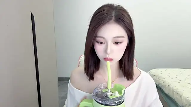 Snapshot of Cookie-oo chatting on 27, 10, 2025 Cookie-oo online show from 27, 10, 2025