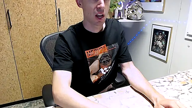 Snapshot of sakiramissy chatting on 7, 10, 2025 sakiramissy online show from 7, 10, 2025