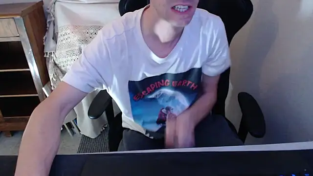 Snapshot of sakiramissy chatting on 15, 11, 2025 sakiramissy online show from 15, 11, 2025