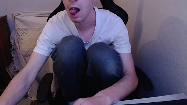 Snapshot of sakiramissy chatting on 18, 11, 2025 sakiramissy online show from 18, 11, 2025