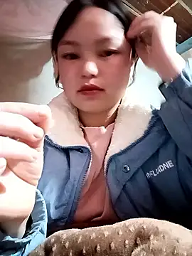 XoiXoi232 online show from 15, 1, 2026