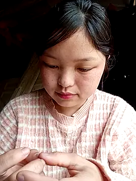 XoiXoi232 online show from 1, 4, 2026