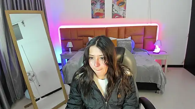 Catti Brie online show from 17, 4, 2026