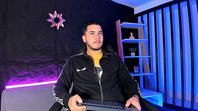 Axel grey  online show from 16, 12, 2025