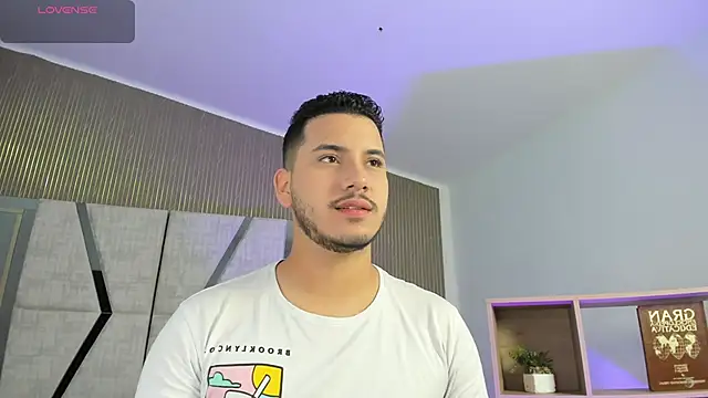 Snapshot of Axel_grey_ chatting on 3, 2, 2026 Axel grey online show from 3, 2, 2026