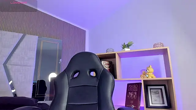 Axel grey  online show from 3, 4, 2026