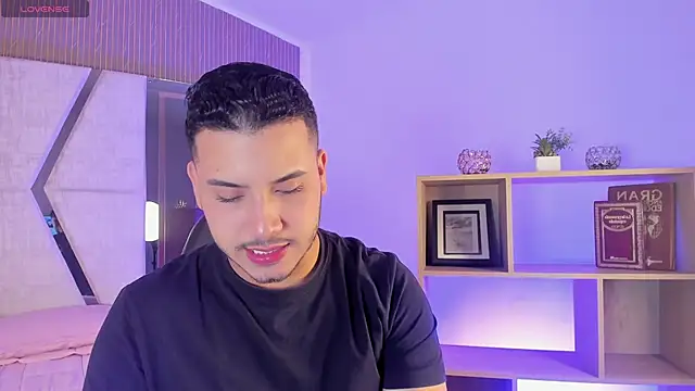 Snapshot of Axel_grey_ chatting on 20, 6, 2026 Axel grey online show from 20, 6, 2026