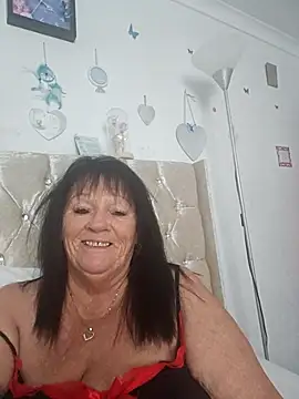 Snapshot of Angeldelightt chatting on 7, 10, 2025 Angeldelightt online show from 7, 10, 2025