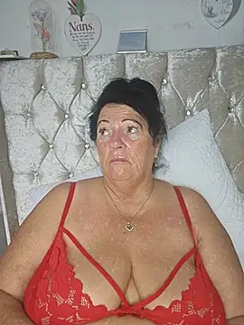 Snapshot of Angeldelightt chatting on 15, 10, 2025 Angeldelightt online show from 15, 10, 2025