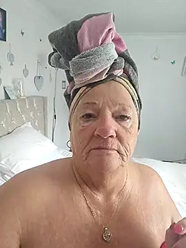 Snapshot of Angeldelightt chatting on 31, 10, 2025 Angeldelightt online show from 31, 10, 2025