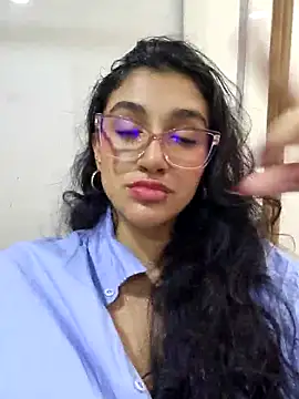 ValentiinaCruz online show from 6, 1, 2026