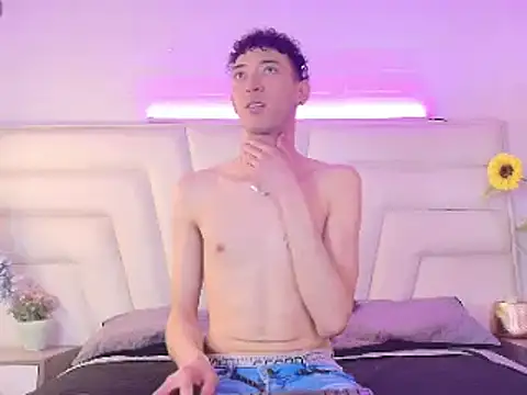 Snapshot of Ashton_Myers chatting on 5, 11, 2025 Ashton Myers online show from 5, 11, 2025